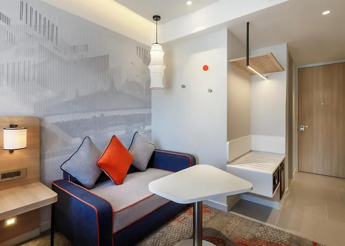 Express Naxal By Ihg