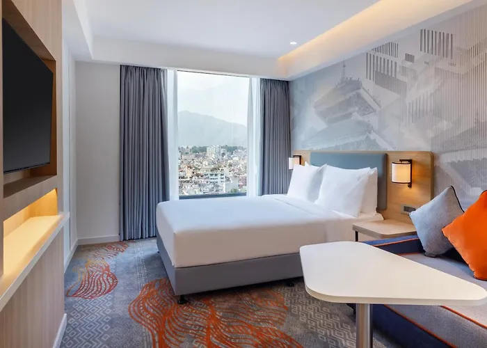 Hotel Express Naxal By Ihg 3*
