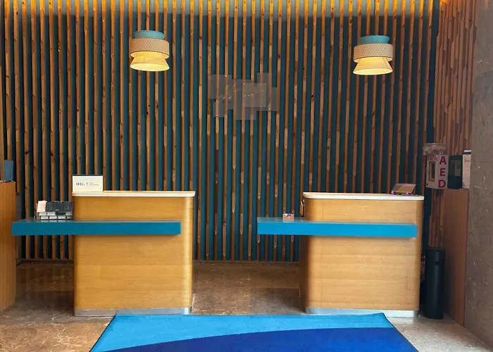 Express Naxal By Ihg Hotel