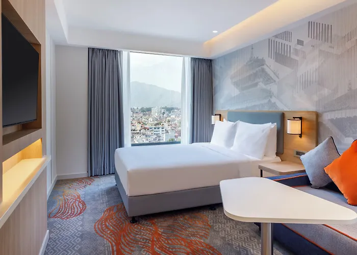 Express Naxal By Ihg Hotel