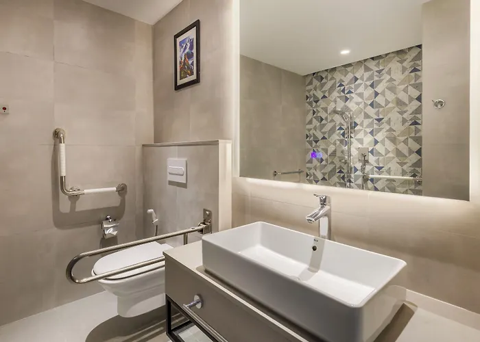 Express Naxal By Ihg Hotel Kathmandu